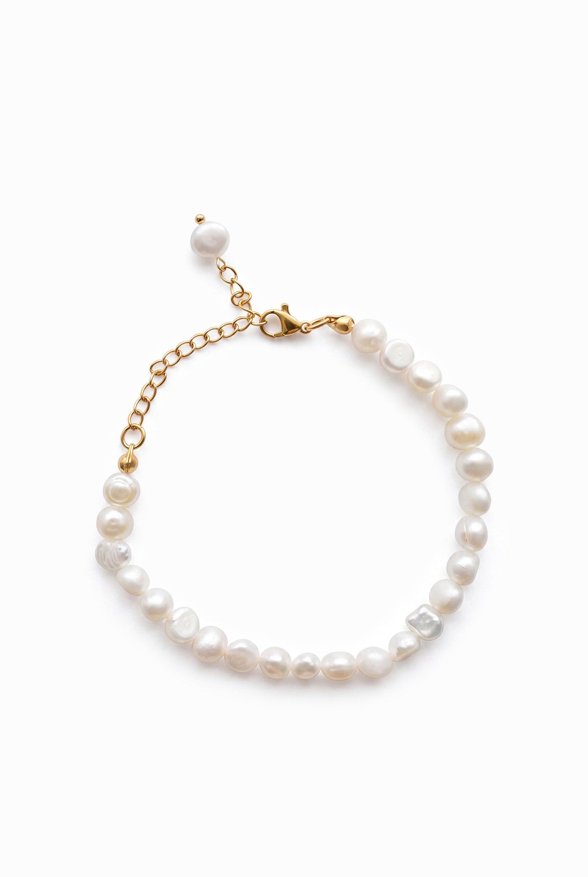 Good Behavior Pearl Bracelet