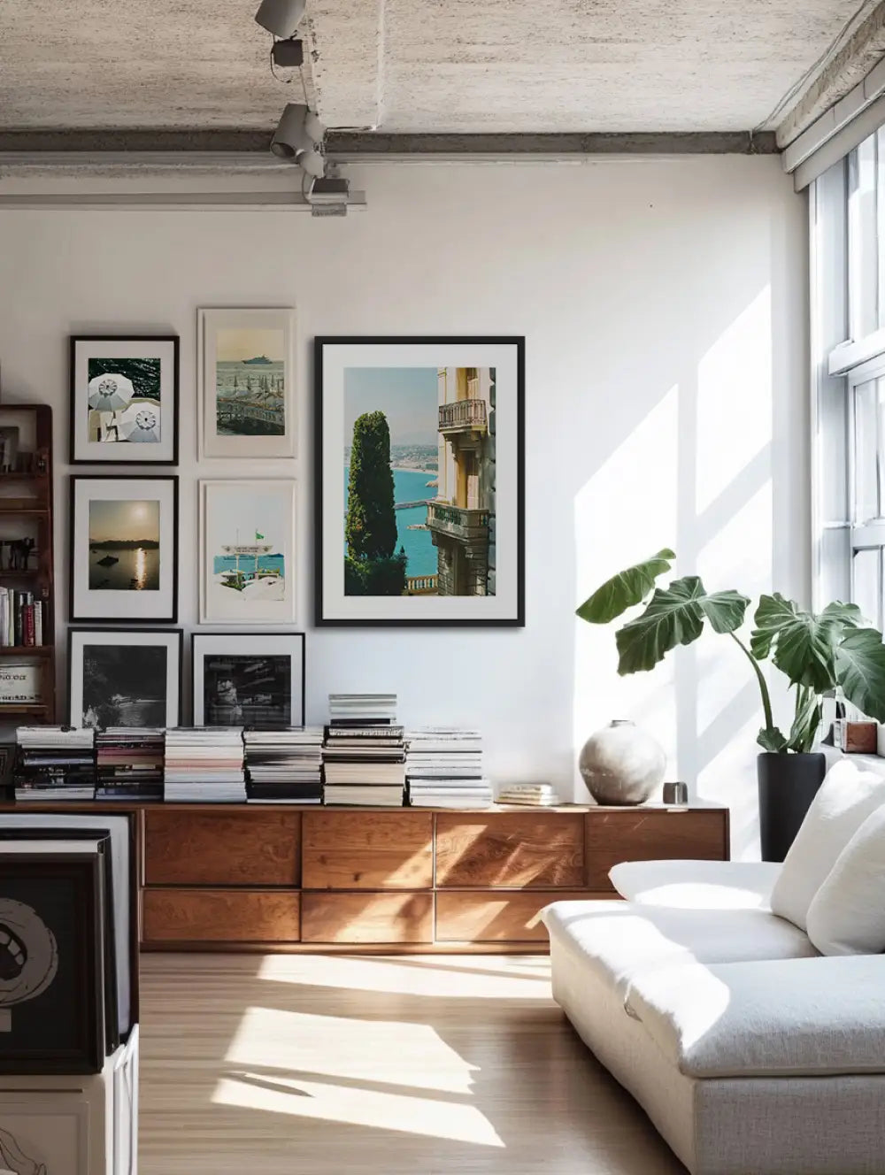 Coastal Balcony in Nice