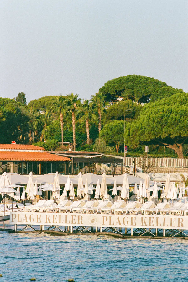 Elegant Serenity at Plage Keller – Antibes